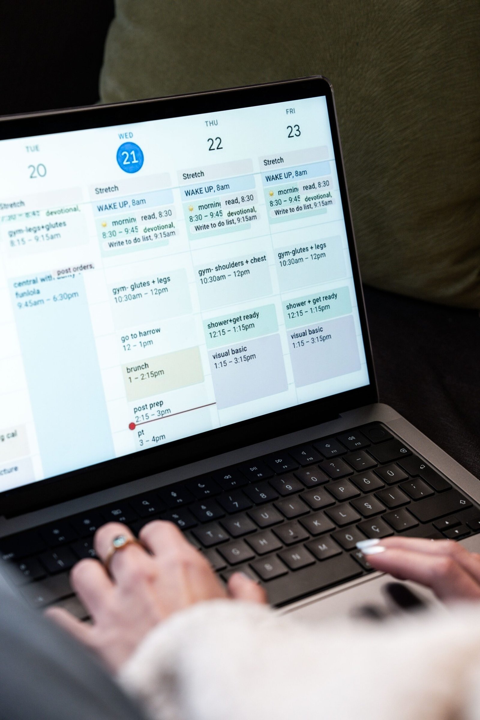 Professional Virtual Assistant Managing Digital Workspaces